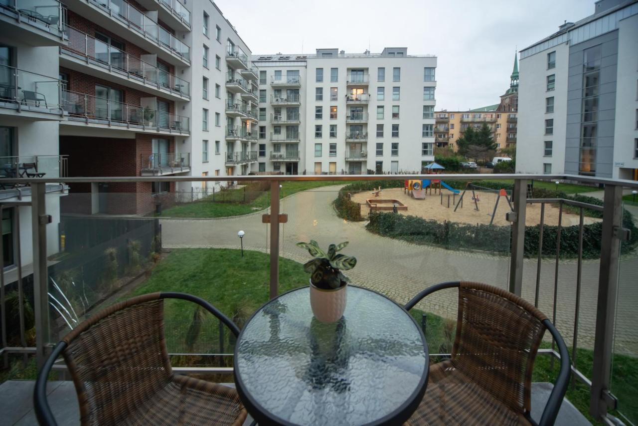 Maya'S Flats & Resorts 74 - Swietej Barbary Гданск Екстериор снимка